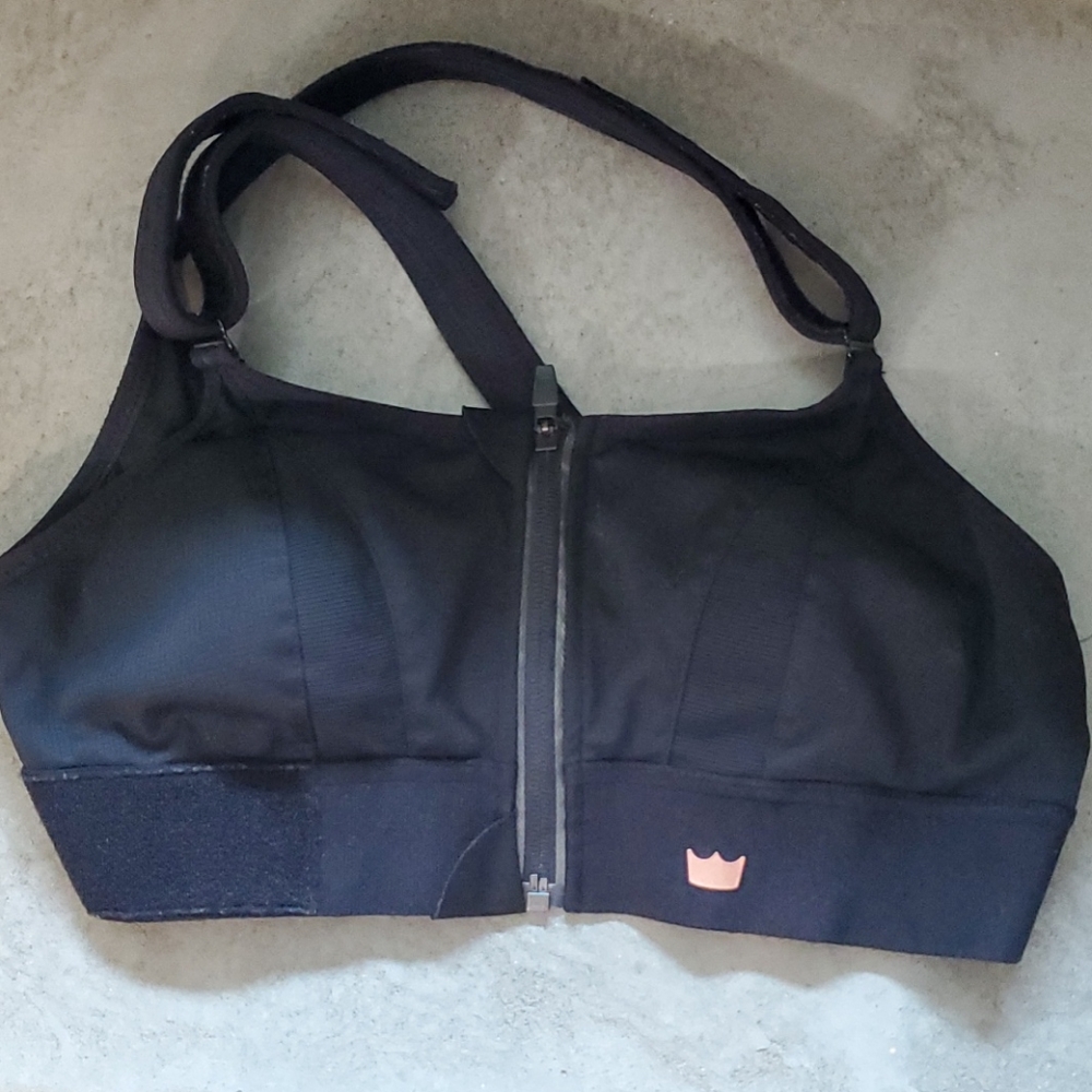 Shefit sports bra